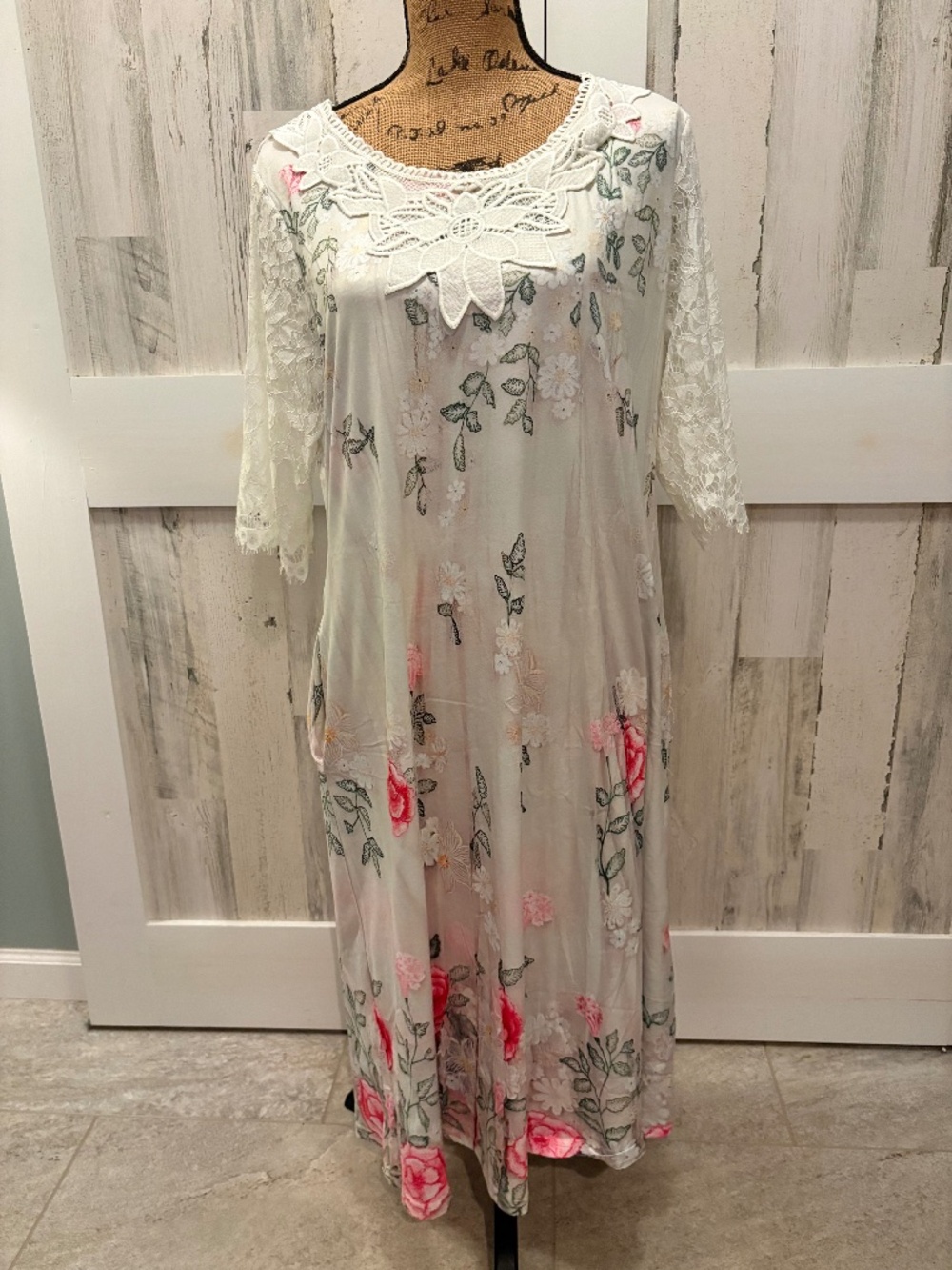 DRESS BY AMAZON - XL